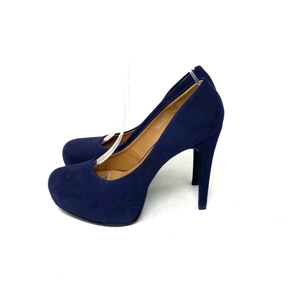 Dorothy Gaynor Pumps